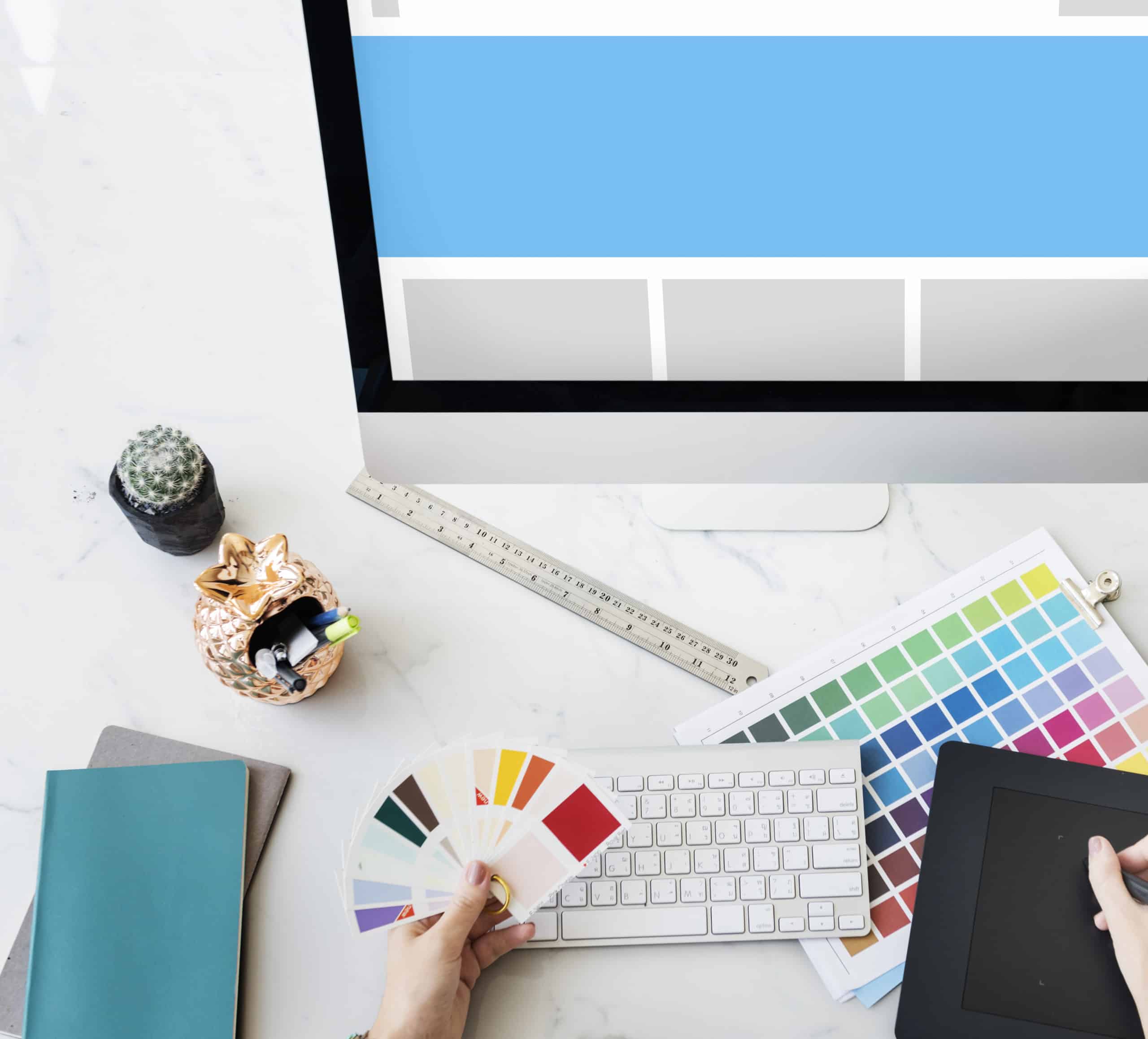 Nos conseils pour un carrousel LinkedIn performant blog communication digitale - template badge layout mock up visual blank concept scaled