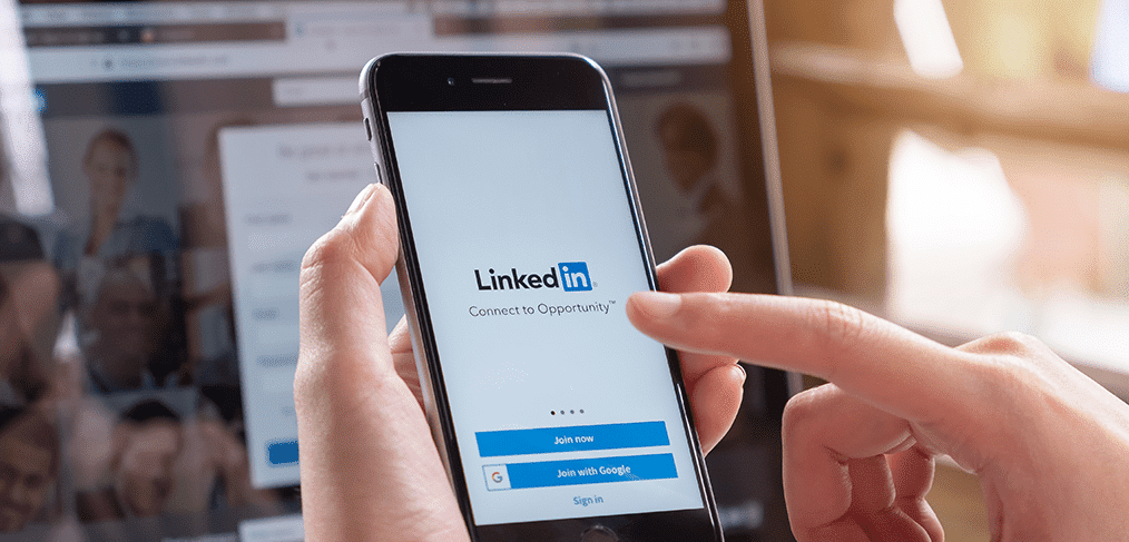 Prospecter sur Linkedin grâce au Social selling blog communication digitale - une article formation social selling 1014x487 1